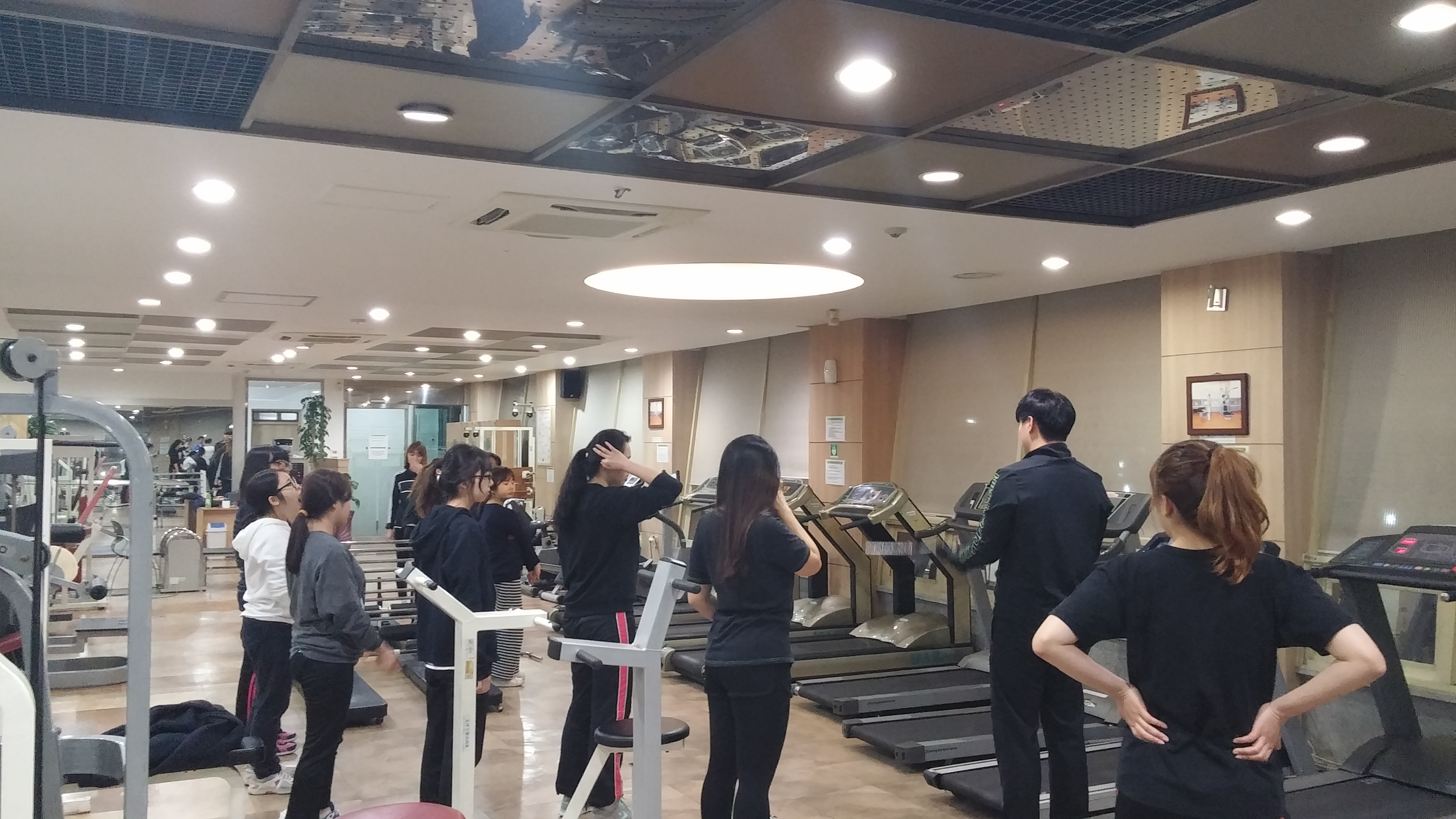 웨이트 트레이닝 사진